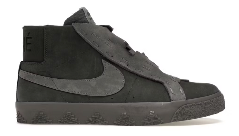 Nike SB Blazer MID QS